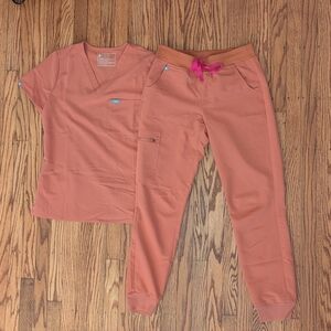 Figs Terracotta scrub set XS